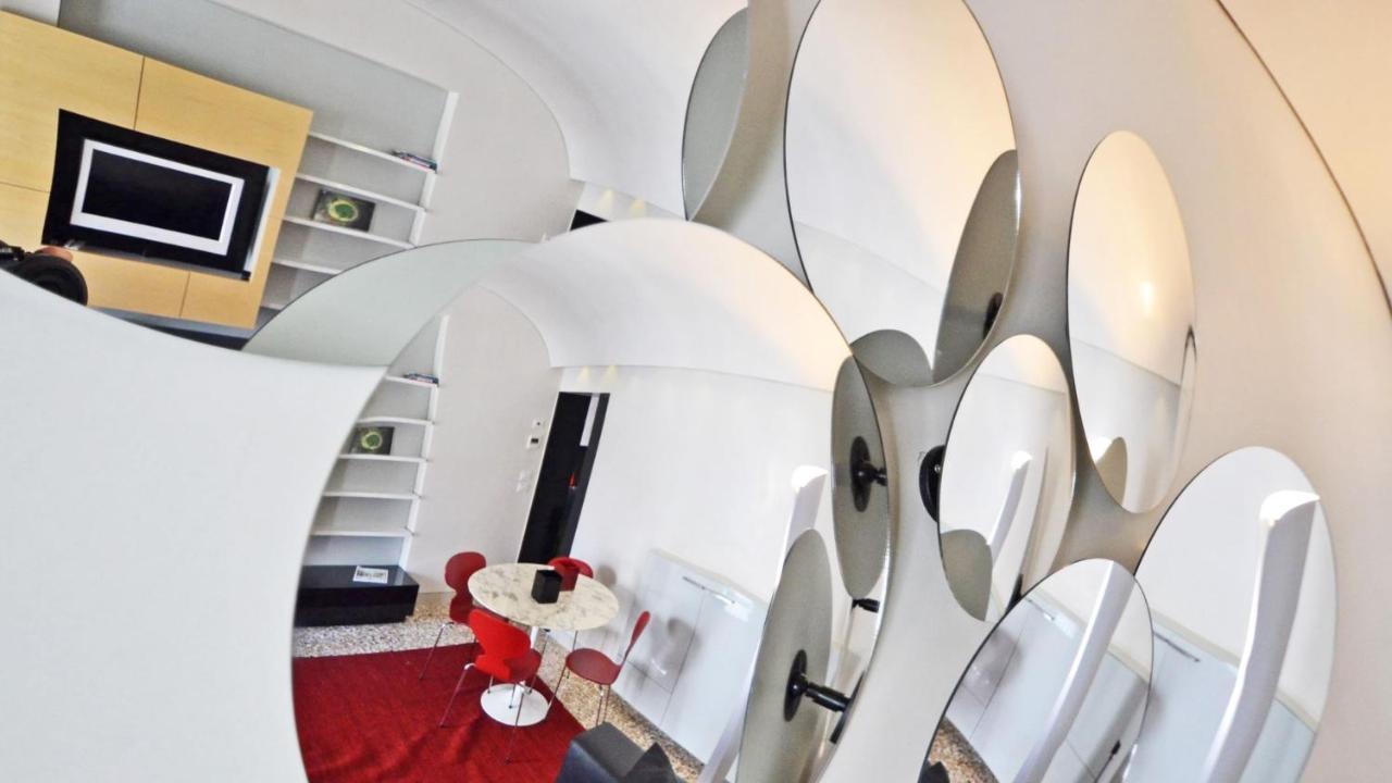 Ai Bareteri Luxury Canal View Wenecja Zewnętrze zdjęcie