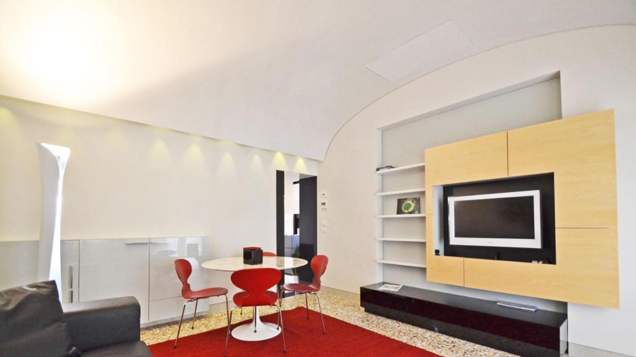 Ai Bareteri Luxury Canal View Wenecja Zewnętrze zdjęcie
