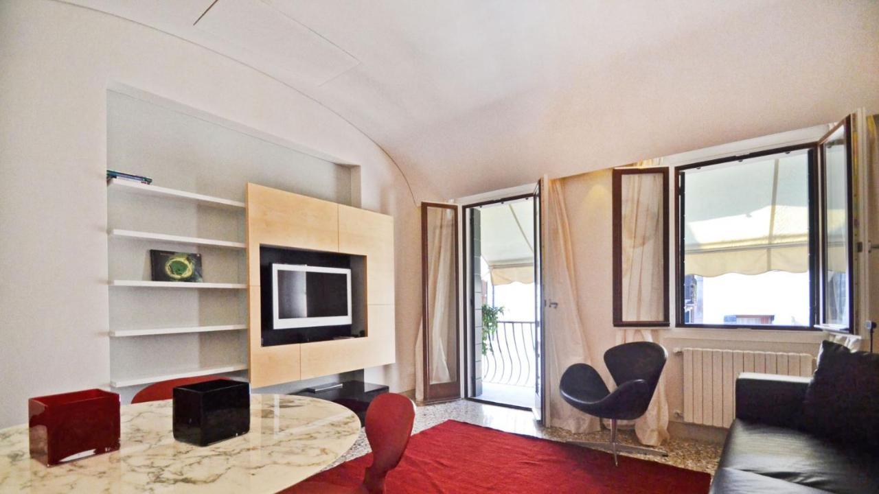 Ai Bareteri Luxury Canal View Wenecja Zewnętrze zdjęcie